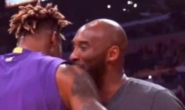 霍华德老妈爆料视频播放,揭秘篮球巨星背后的家庭故事