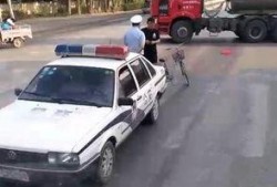 东湖警车学生爆料事件视频,真相与争议交织