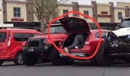 奔驰车位爆料视频大全集,揭秘豪车车位背后的真相与争议